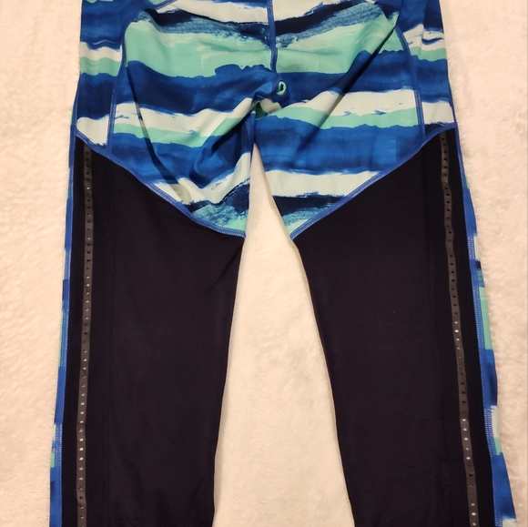 Lululemon Athletica Capri Leggings Sz 8 - Picture 7 of 12